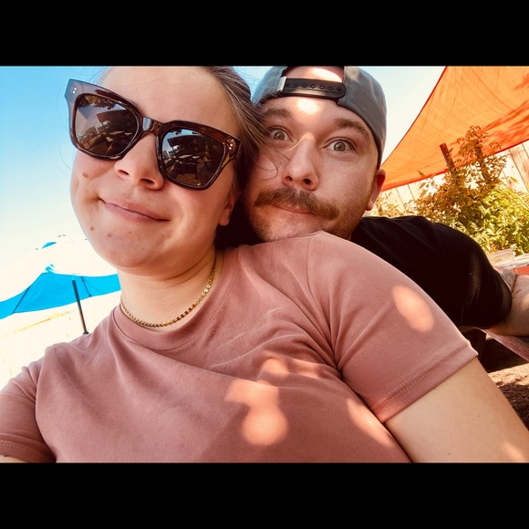 Meet your Posher, Natalie - Picture 1 of 1